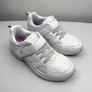 Easy Spirit Women's Treble Comfy Sneaker in White Size 6M